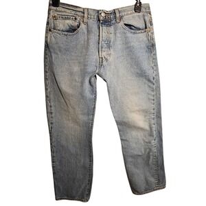 Levi's 501 Jeans Original Fit Mens 32x30 Light Wash Blue‎ Button Fly Classic New